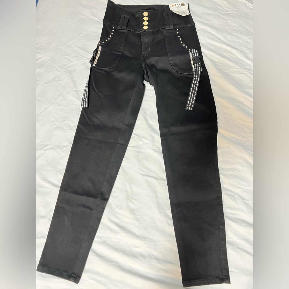 NYC  colombiana Black High Rise Jeans with Sturdy Denim